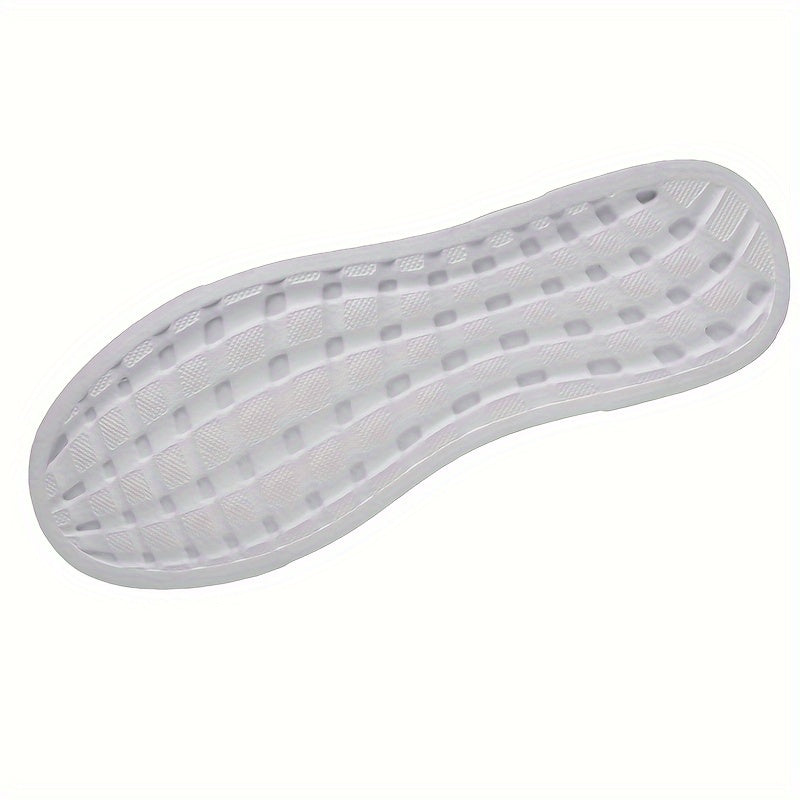 Fashion-Forward Plus Size Skate Sneakers for Outdoor Comfort