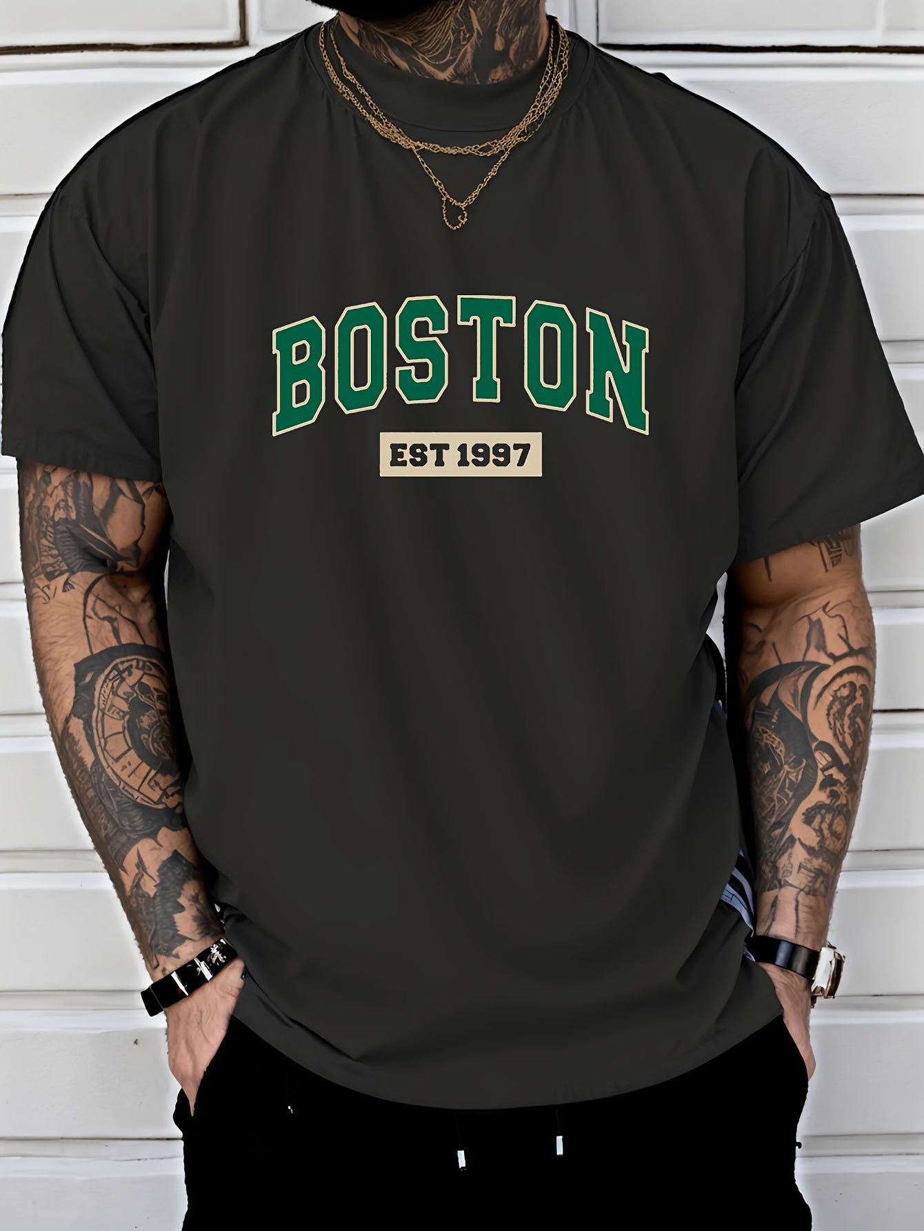 Men's Casual Letter Print T-shirt for Spring and Summer Wear