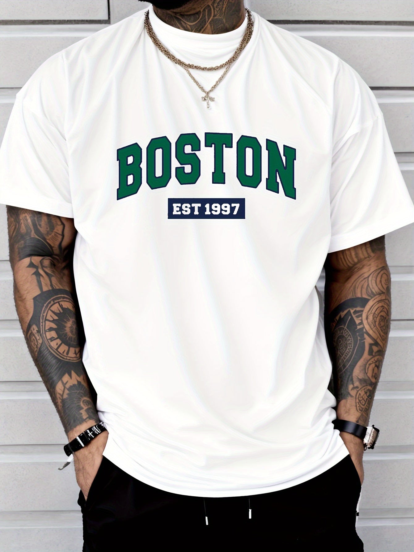 Men's Casual Letter Print T-shirt for Spring and Summer Wear