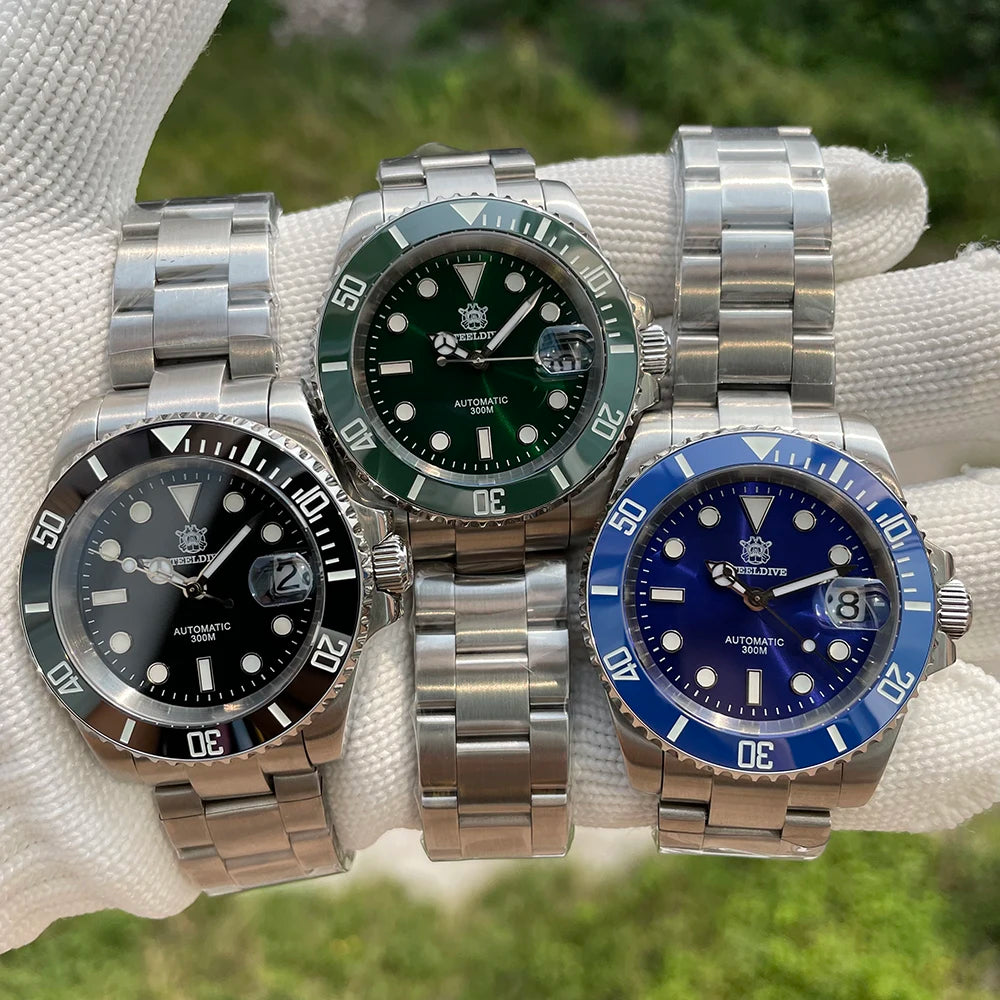HookUpCo. 30ATM Men's Dive Watch