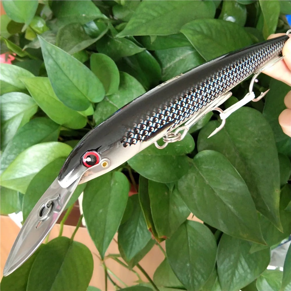 HookUpCo. Big Lip Tuna Trolling Fishing Lure - HookUpCo.