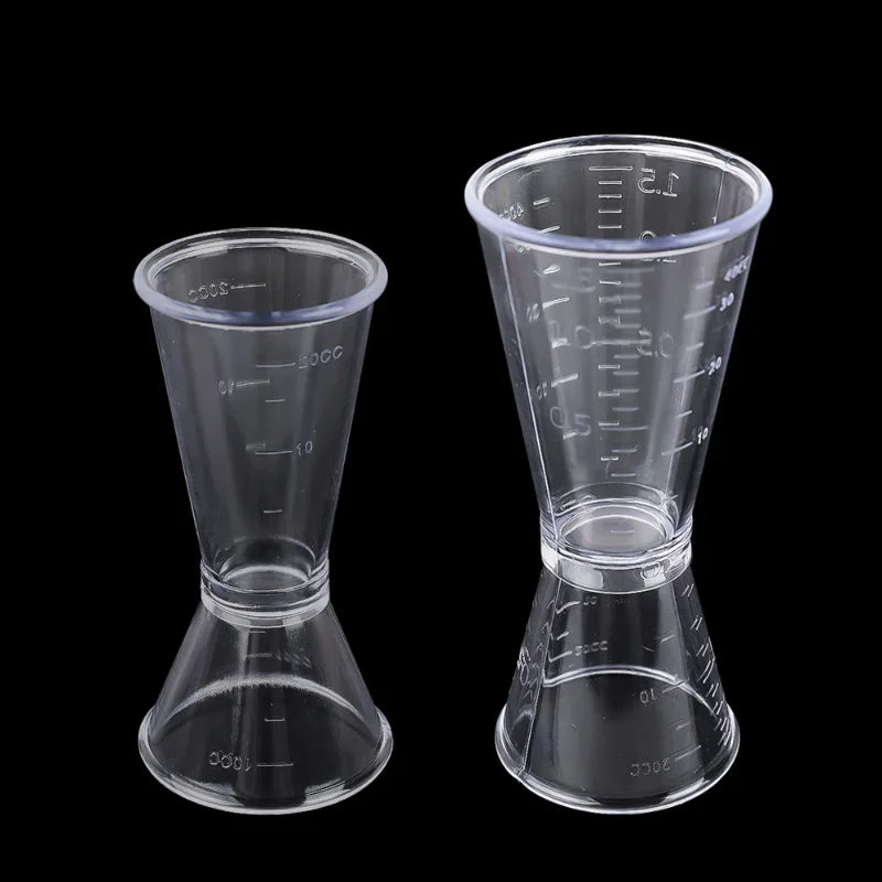Transparent Measuring Cup for Cocktails and Wine