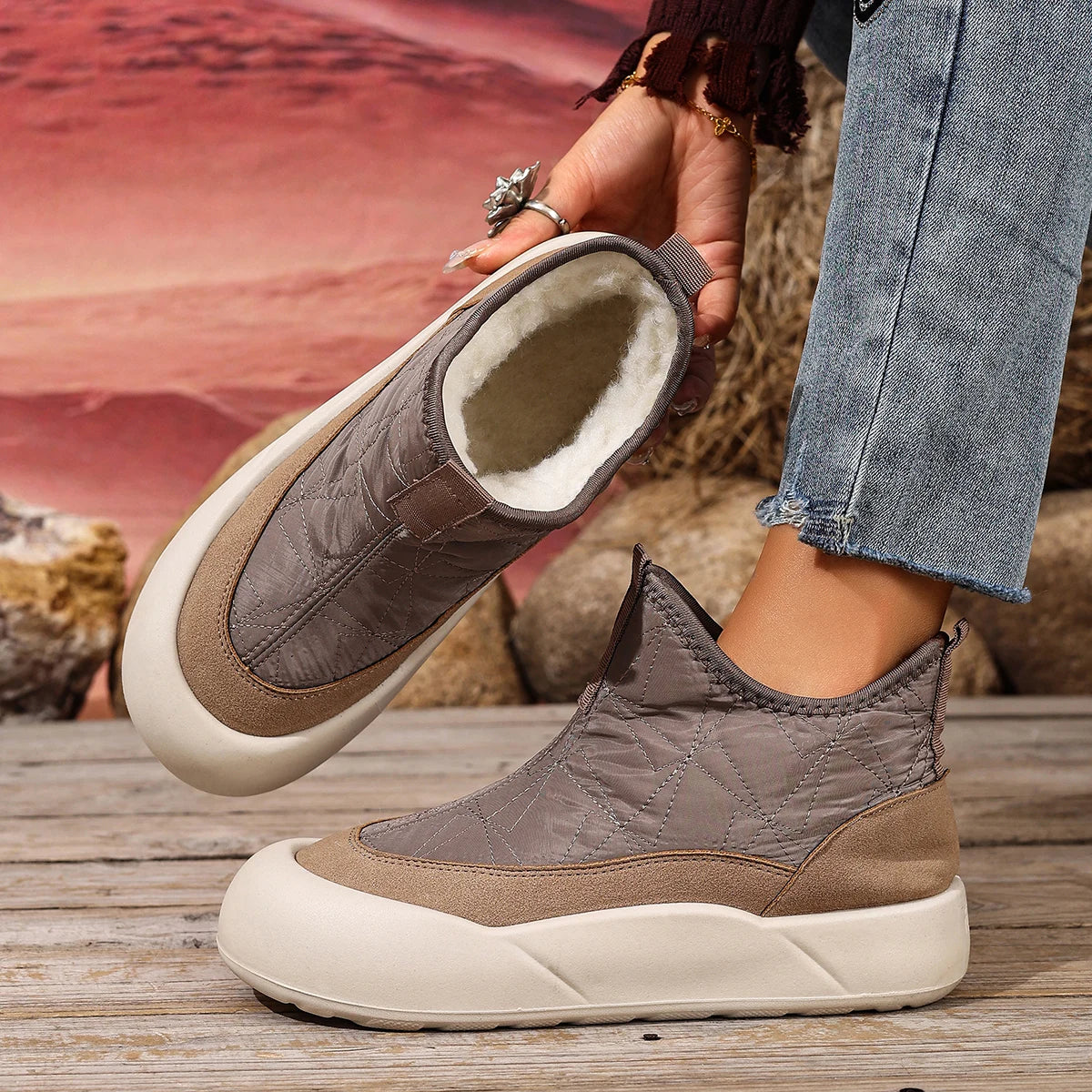 Cozy Fleece-Lined Snow Boots for Women - Non-Slip Comfort