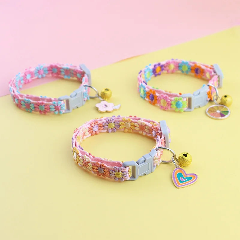 HookUpCo. Colorful Pet Collar with Safety Bell