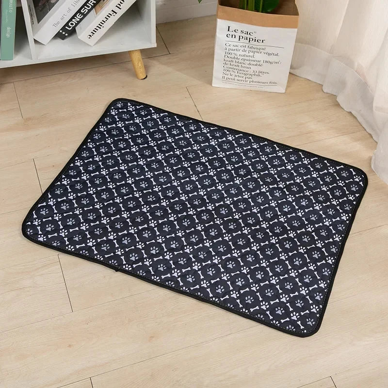 HookUpCo. Washable Anti-Slip Dog Pee Pad