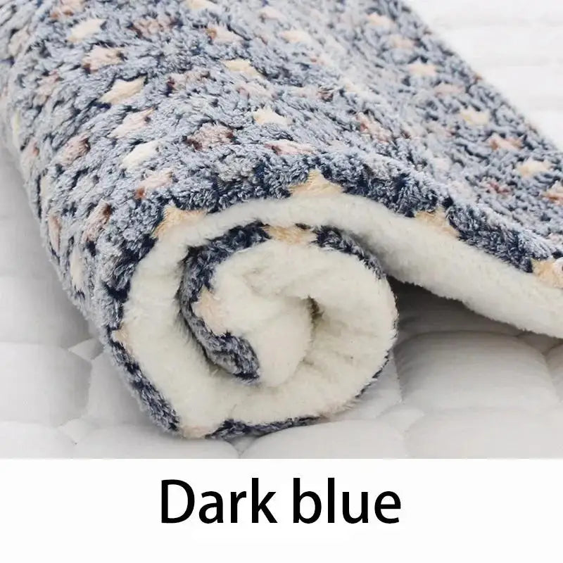 HookUpCo. Cozy Fleece Pet Sleeping Mat Blanket