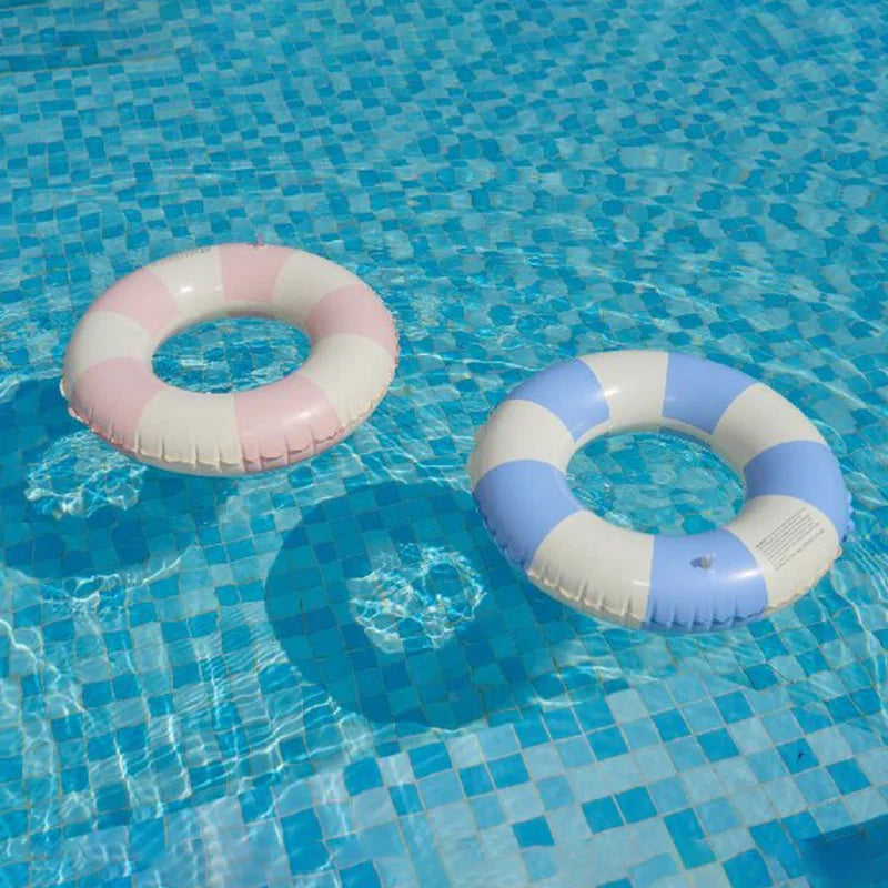 HookUpCo. Donut Inflatable Float