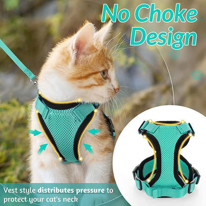 HookUpCo. Escape-Proof Cat Harness and Leash