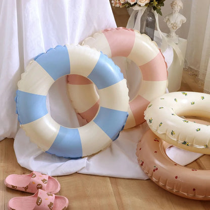 HookUpCo. Donut Inflatable Float