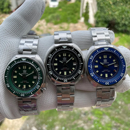 HookUpCo. 200M Dive Watch Series