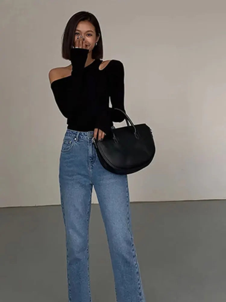 Skew Collar Off-Shoulder Crop Top for Spring Fashion