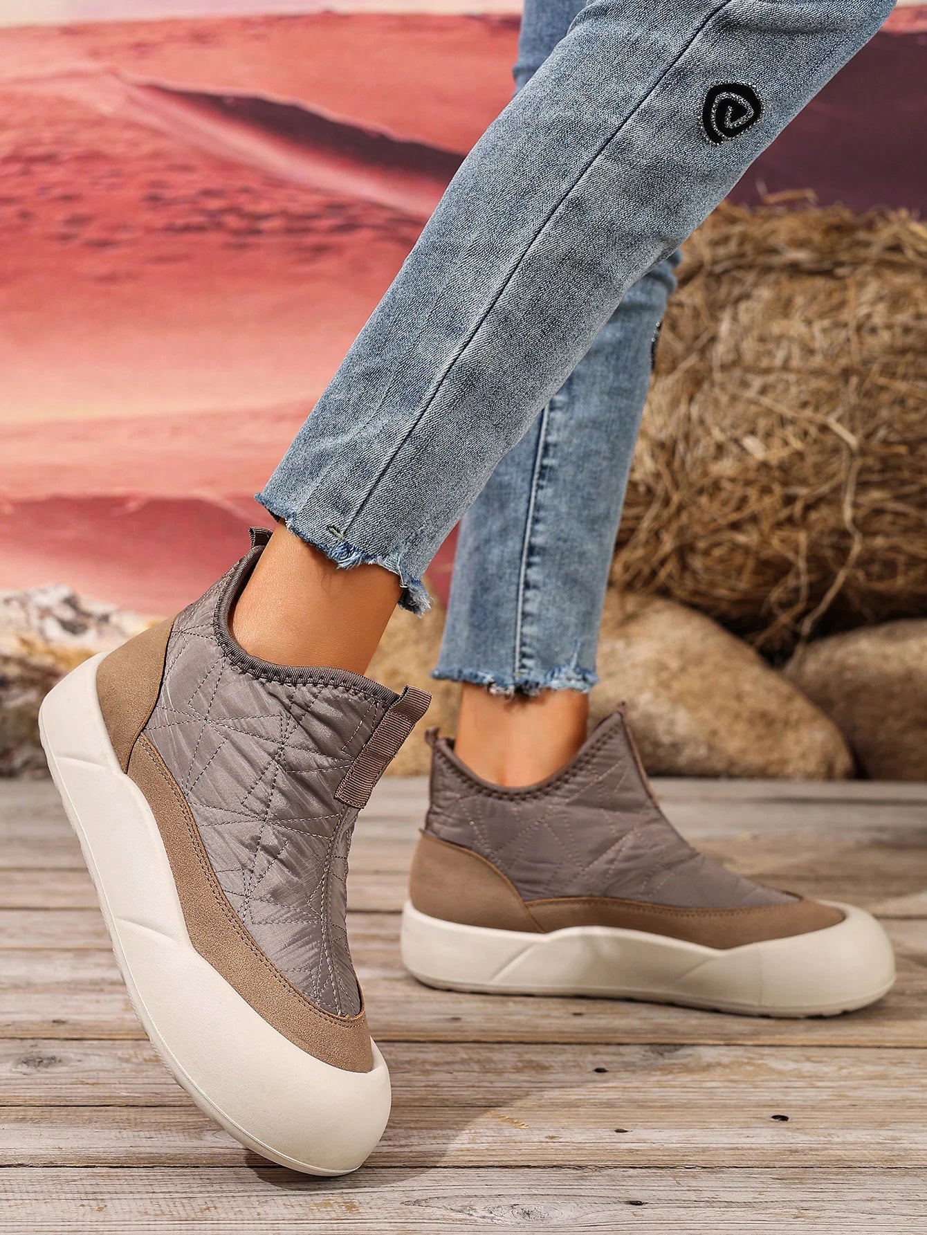 Cozy Fleece-Lined Snow Boots for Women - Non-Slip Comfort