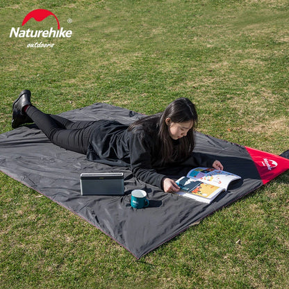 HookUpCo. Waterproof Picnic Blanket for Outdoors - HookUpCo.