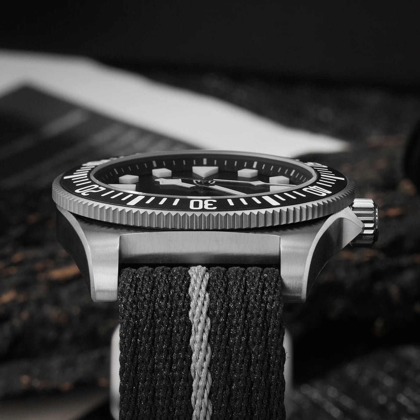 HookUpCo. Titanium Dive Watch 200M