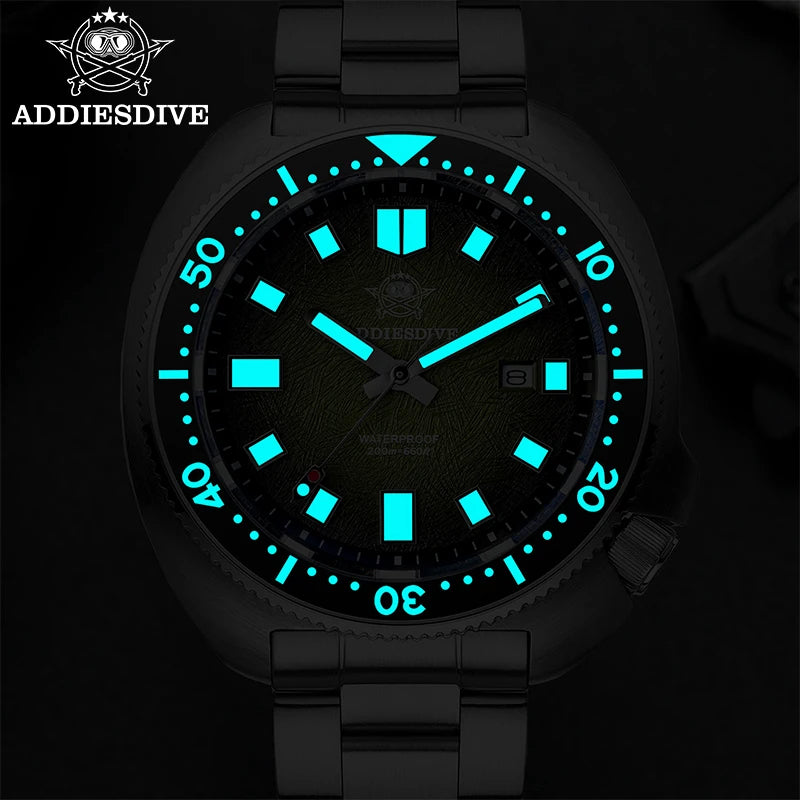 HookUpCo. Luminous Quartz Dive Watch