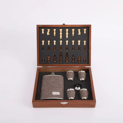 HookUpCo. Leather Hip Flask Gift Set with Box
