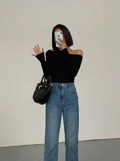 Skew Collar Off-Shoulder Crop Top for Spring Fashion