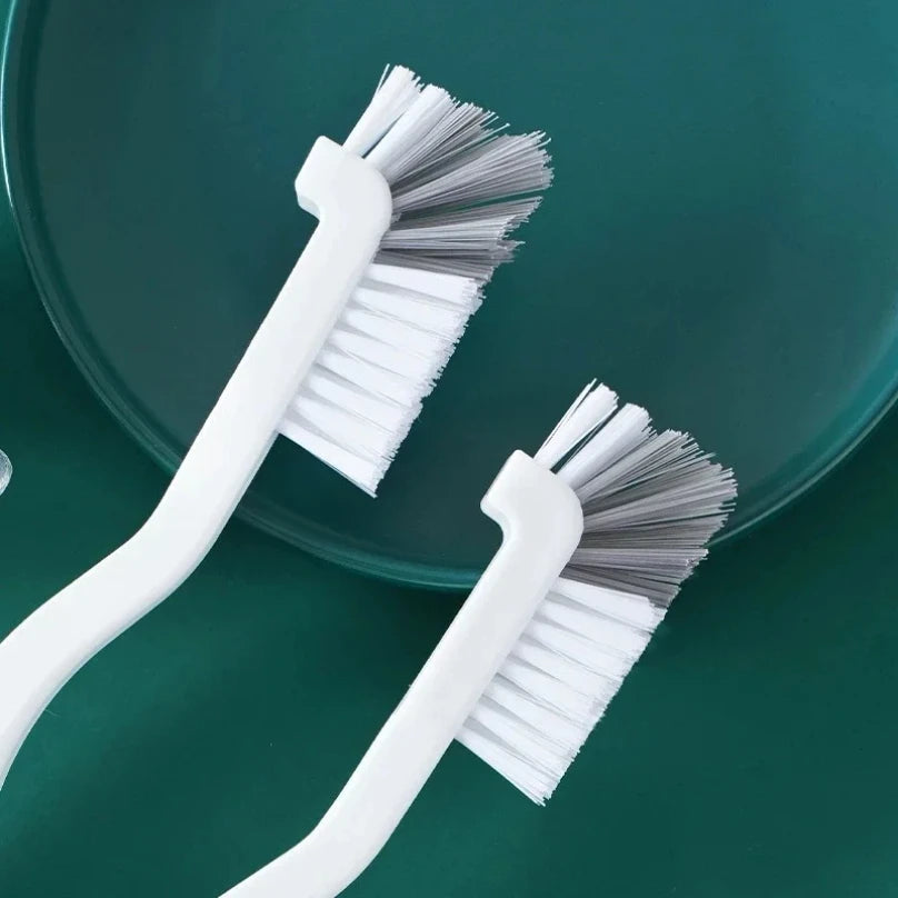 HookUpCo. 360° Cleaning Brush for Bottles & Tanks