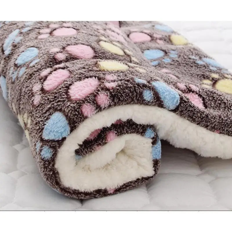 HookUpCo. Cozy Fleece Pet Sleeping Mat Blanket