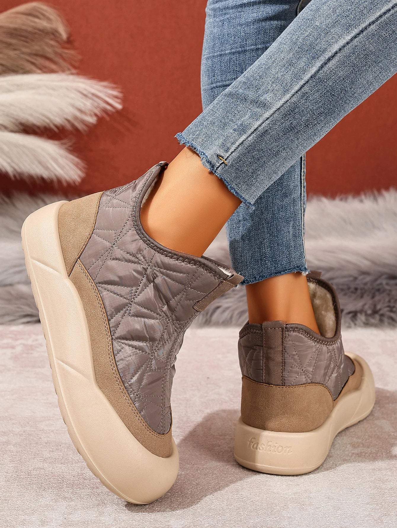 Cozy Fleece-Lined Snow Boots for Women - Non-Slip Comfort