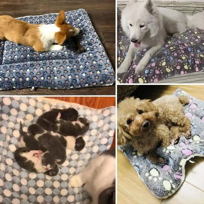 HookUpCo. Cozy Fleece Pet Sleeping Mat Blanket