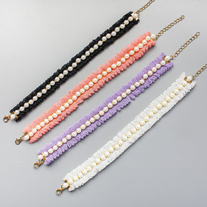 Elegant Pearl and Lace Adjustable Pet Collar for Stylish Pets