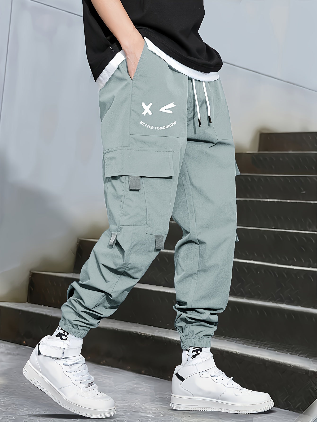 Men's Loose Fit Cargo Pants with Flap Pockets for Versatility