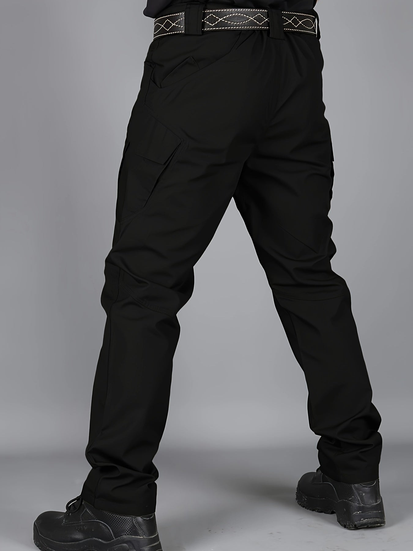 Lightweight Tactical Cargo Pants for Outdoor Adventures