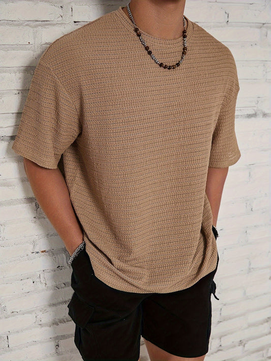 Loose Textured Crew Neck T-shirt for Summer Casual Wear
