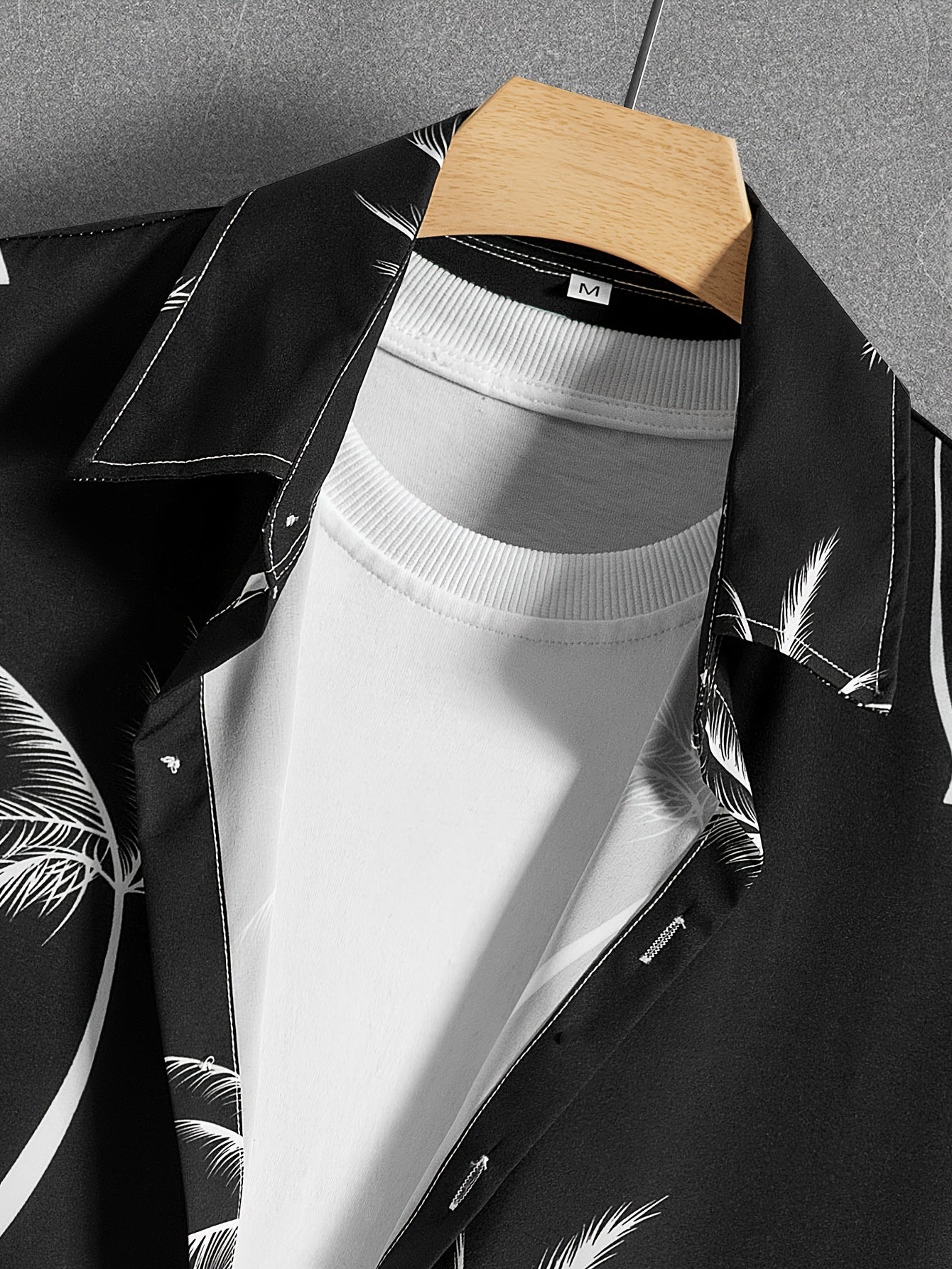 Coconut Tree Print Men's Summer Outfit - Shirt and Shorts Set